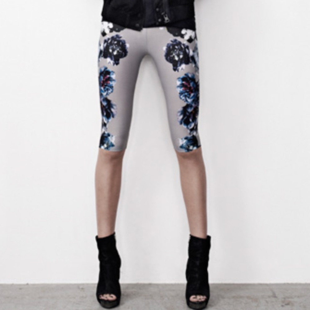 AllSaints peony grey short legging